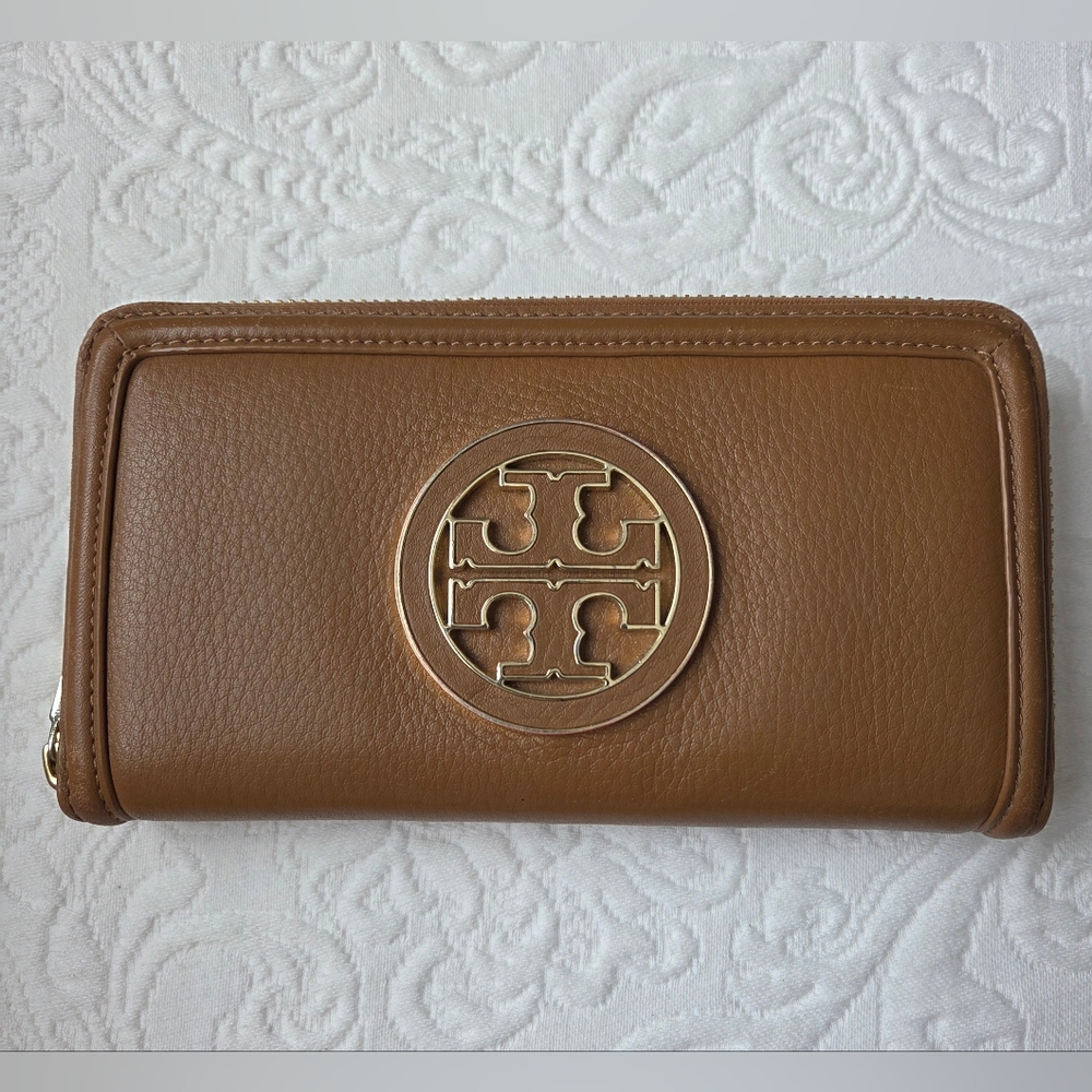 Tory Burch Wallet